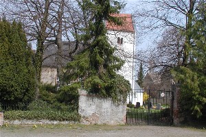 Eingang zum Friedhof Bernbruch