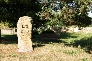 Denkmal auf dem Friedhof Collmen