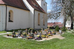Gräber auf dem Friedhof Dornreichenbach