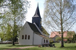 Kirche auf dem Friedhof Etzoldshain