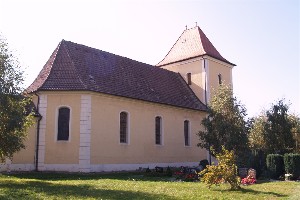 Kirche auf dem Friedhof Hohenheida