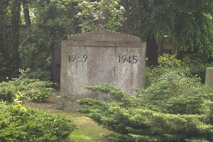 Denkmal auf dem Friedhof Leutzsch