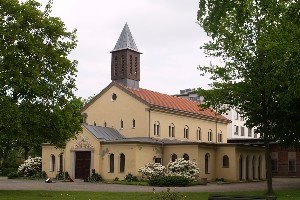 Kirche auf dem Friedhof Lindenau