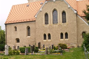 Kirche auf dem Friedhof Lützschena-Hänichen