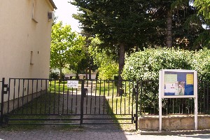 Eingang zum Kirchfriedhof Miltitz