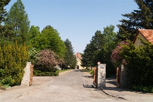 Eingang zum Ostfriedhof Leipzig