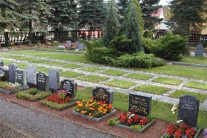 Gräber auf dem Friedhof Lüptitz