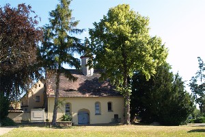 Kirche auf dem Friedhof Mutzschen