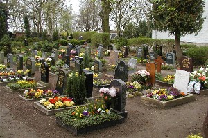 Gräber auf dem Friedhof Panitzsch