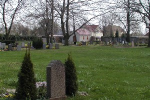 Gräber auf dem Friedhof Püchau