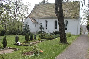 Kirche auf dem Friedhof Seegeritz