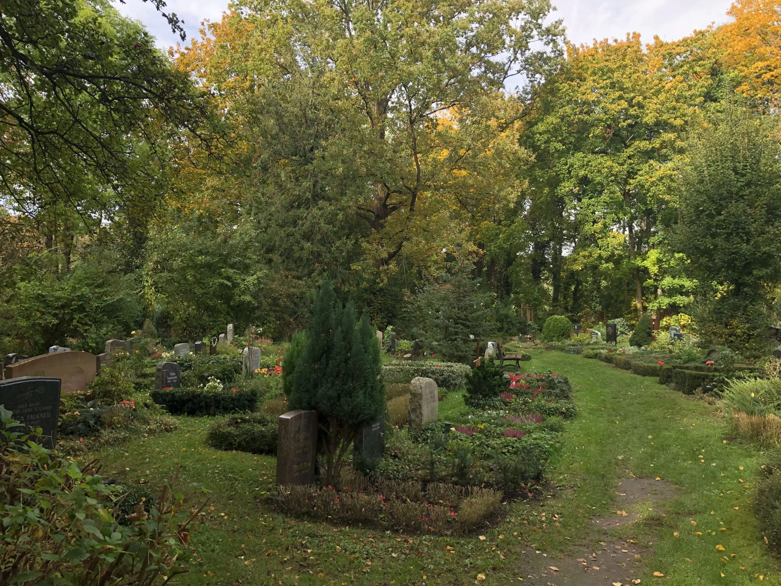 Gräber auf dem Waldfriedhof Markkleeberg