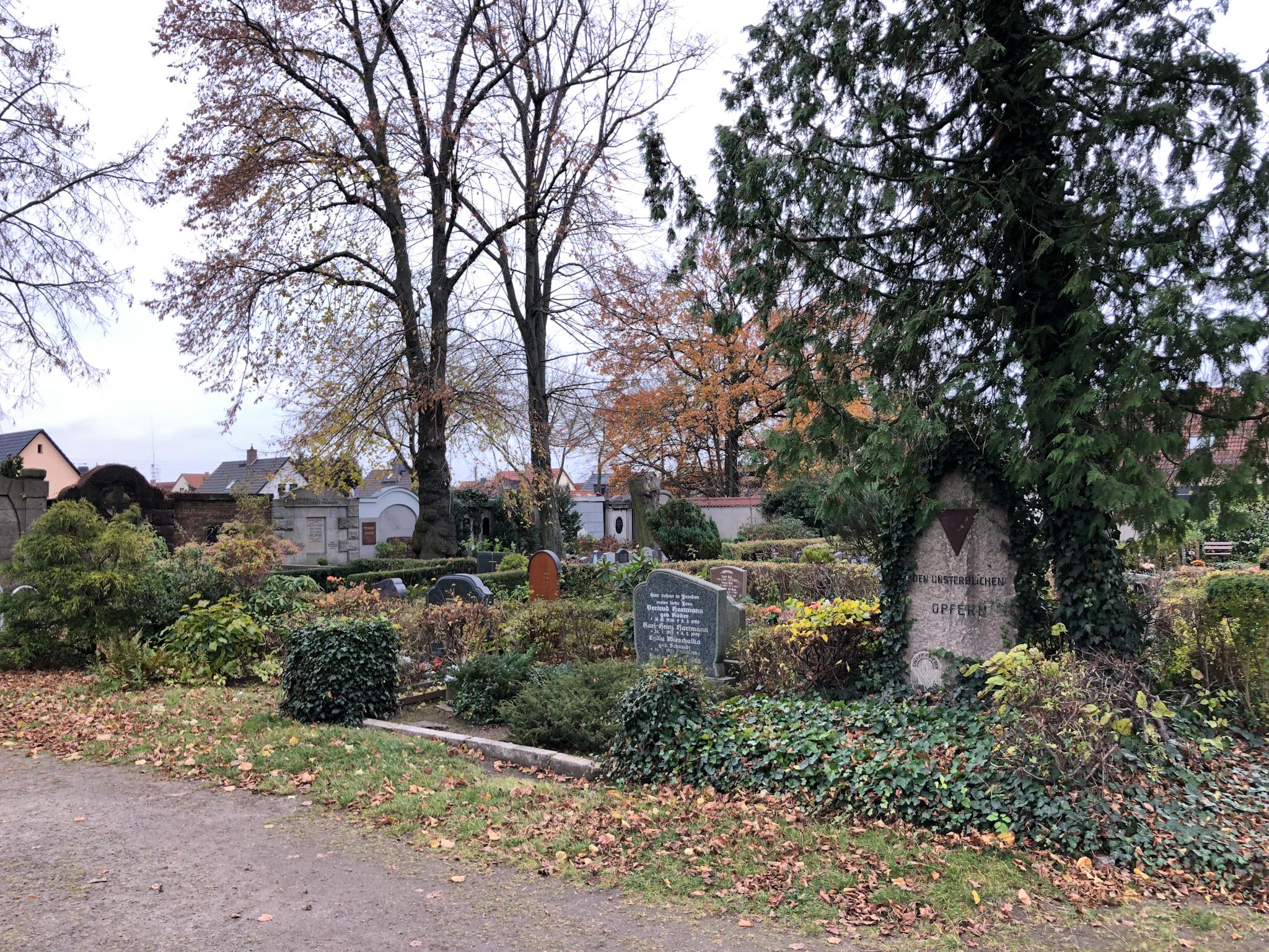 Gräber auf dem Friedhof Wiederitzsch