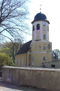 Kirche auf dem Friedhof Zschorna